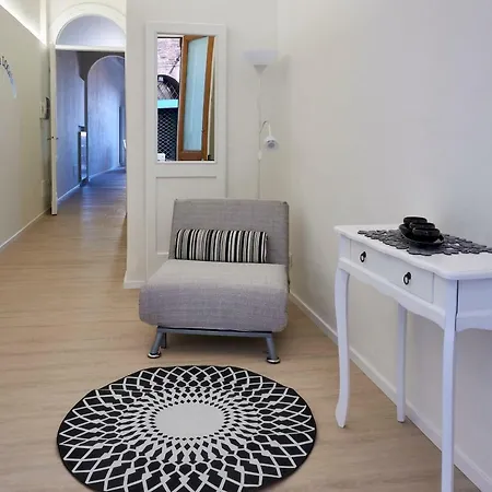 Casa Con Loggiato Storica Apartment Siena