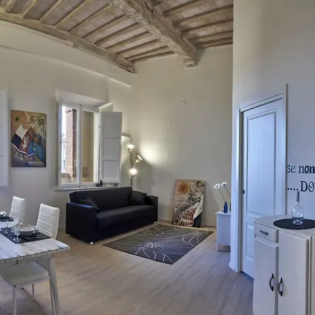 Casa Con Loggiato Storica Apartment *